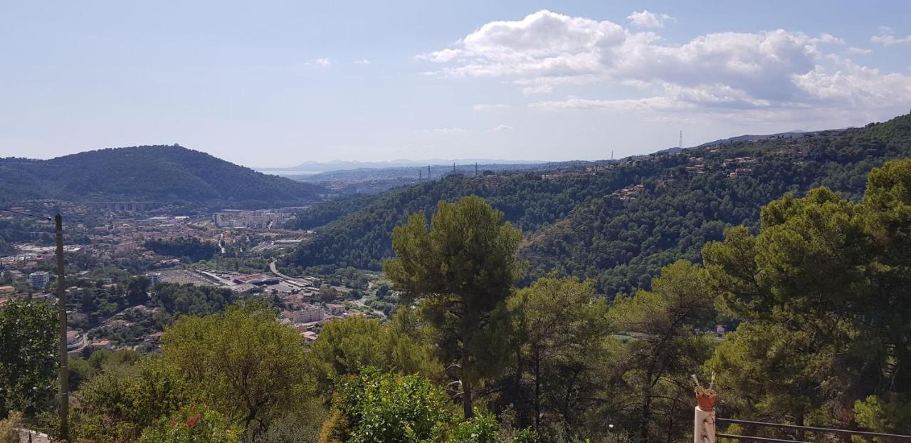 Le Chalet De La Pierreraie Cote D'Azur Piscine Terrasse Et Vue Mer Drap Esterno foto