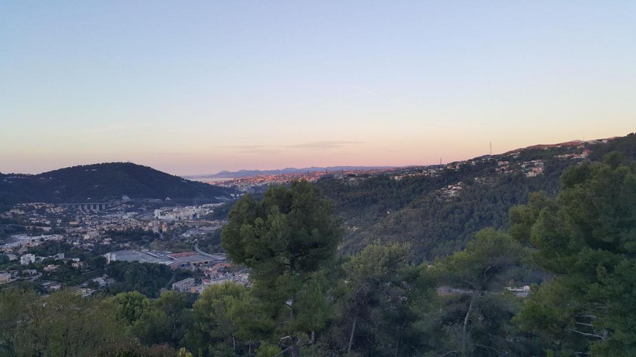 Le Chalet De La Pierreraie Cote D'Azur Piscine Terrasse Et Vue Mer Drap Esterno foto